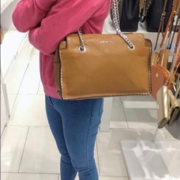 Michael Kors Astor Satchel - Picture 3 of 8